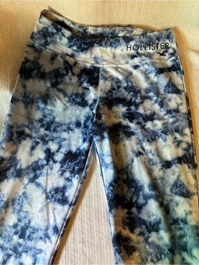 Hollister womens Blue Tie-Dye Leggings